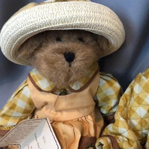Yellow and Brown Boyd’s Teddy Bear Set with Hats - Picture 7 of 8
